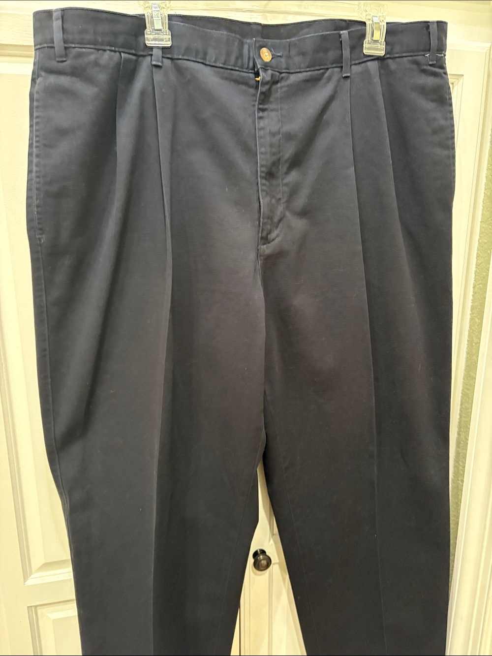 croft & barrow Men's Navy Pleated Chinos